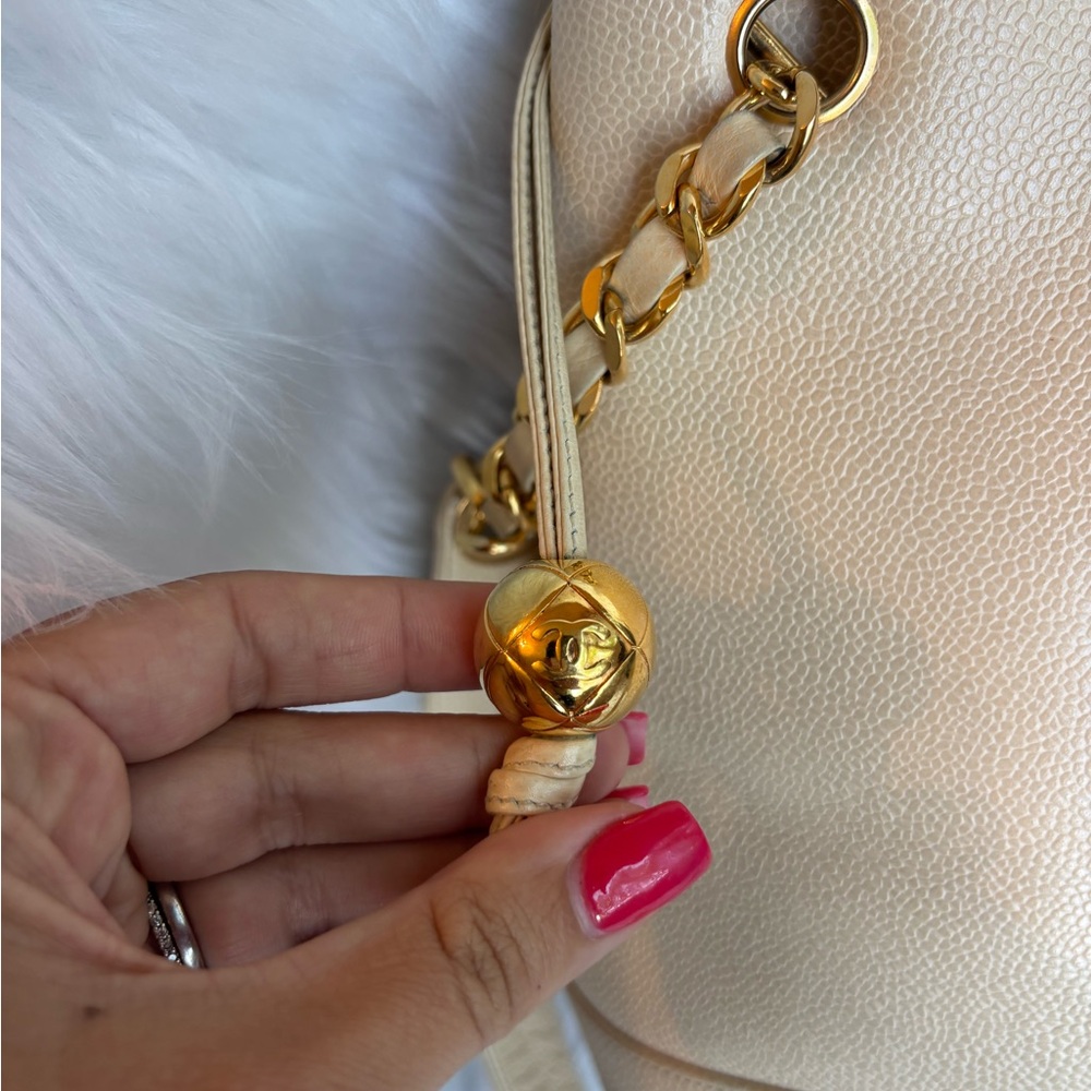 AUTHENTIC CHANEL beige caviar 24k gold vintage executive tote - Picture 7 of 16